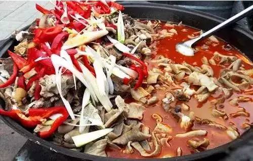 新疆奇葩”黑暗料理“ 你吃過嘛？