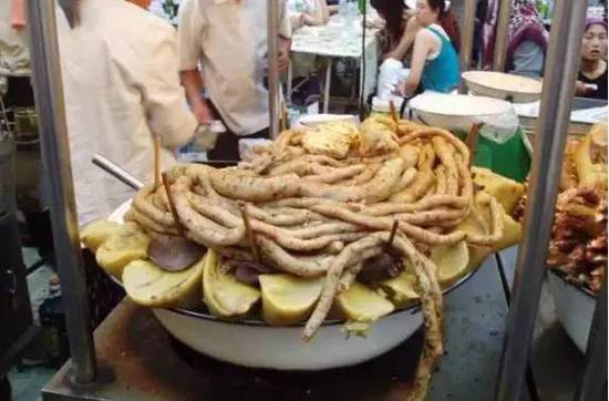 新疆奇葩”黑暗料理“ 你吃過嘛？
