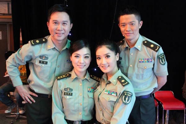 鳳凰傳奇十年造型回顧 鳳凰傳奇十年造型回顧