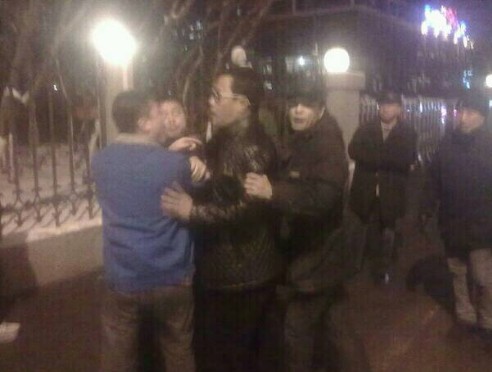 轉(zhuǎn)發(fā)到微博網(wǎng)曝趙本山徒弟駕無牌路虎追尾打人。