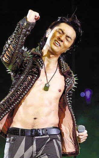 鄭伊健演唱會現(xiàn)場