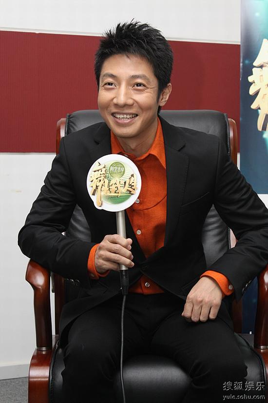 　撒貝寧待合適時機(jī)分享戀情