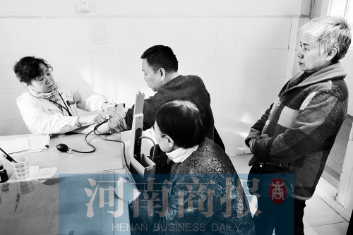 河南要建立體醫(yī)療網絡 讓每個居民都有“健康身份證”