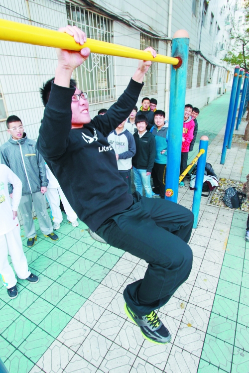 對(duì)于對(duì)外開(kāi)放體育設(shè)施的學(xué)校，市民滿懷期待。