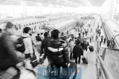 坐火車回家的小伙伴們，你們的票買到了嗎？