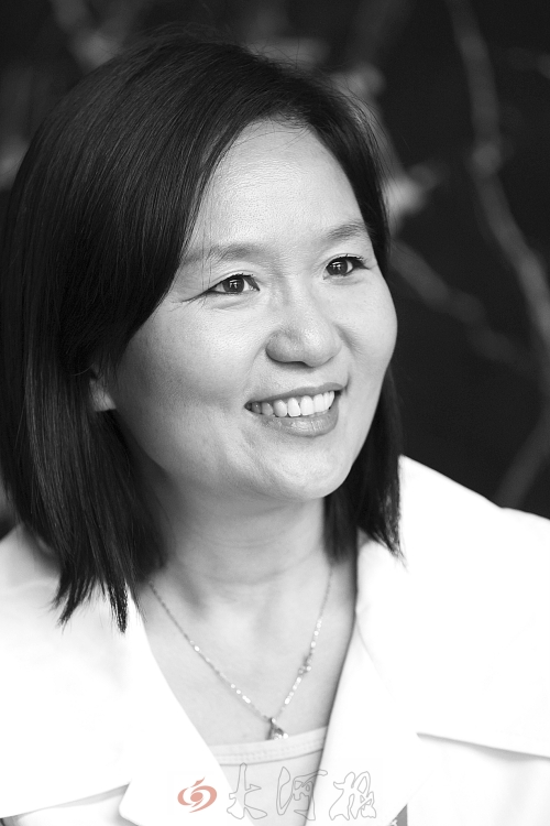 　　王碧玲：“中原地區(qū)的市場增長太迅速了，我們現(xiàn)有的鄭州物流中心已經(jīng)感覺力不從心……”