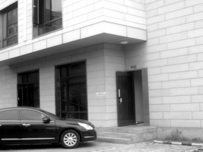 湖北大廈后門(mén)