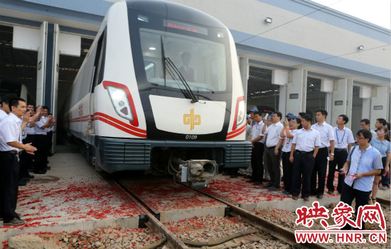 0109號地鐵進行試運行 0109號地鐵進行試運行