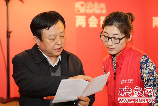 全國人大代表喬彬接受映象網采訪。