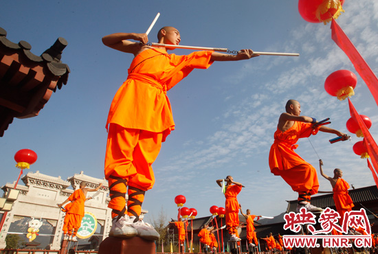 每個(gè)人心中都有一個(gè)或明或暗的功夫圖騰,作為武林高手，他們能飛檐走壁，擁有蓋世神功。