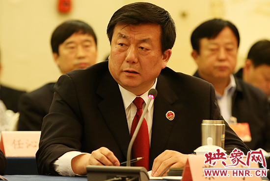 全國(guó)人大代表、河南省人民檢察院檢察長(zhǎng)蔡寧