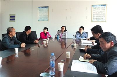 江西省豐城市信訪局接待室，中央信訪督查組約談信訪人。記者 賈世煜 攝