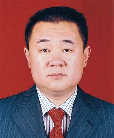 慶安縣委常委、副縣長董國生