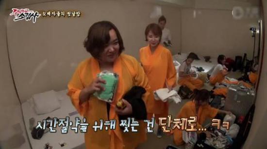 女明星6天內(nèi)在寺院內(nèi)吃住。