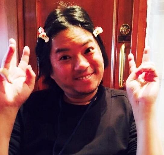 有一種傷害叫高曉松的自拍。