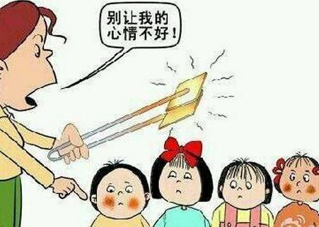 又是精神??？補課孩子遭棒擊 女老師下此毒手原因為何？