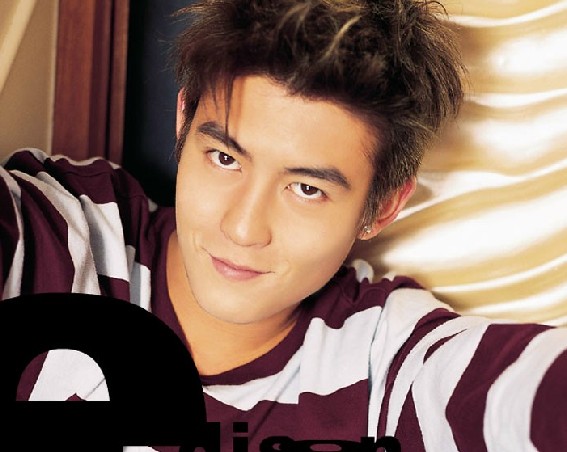 曝陳冠希要當(dāng)爸爸了？ 女友已懷孕幾個月