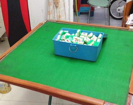 九旬老人癱倒在麻將桌 術(shù)后追問何時能打 九旬老人癱倒在麻將桌 術(shù)后追問何時能打