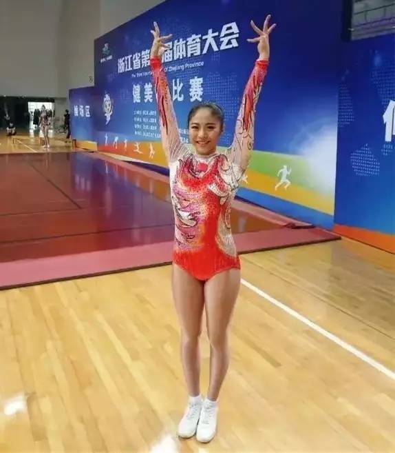 美少女高考577分 因有特長(zhǎng)北大要降219分錄取 美少女高考577分 因有特長(zhǎng)北大要降219分錄取