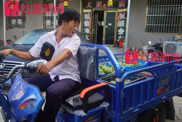 文玩核桃遇冷由幾萬一對(duì)降到5元沒人要？商戶否認(rèn)