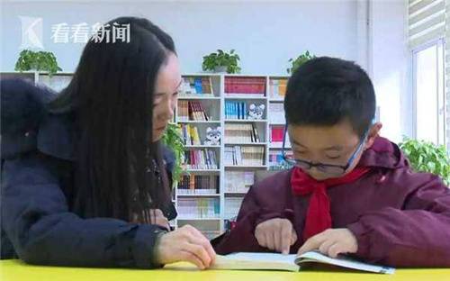 四年級(jí)小學(xué)霸被聘