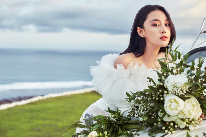 張馨予的婚紗成了淘寶爆款，知道價格后讓人大跌眼鏡！