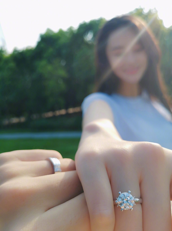 張馨予的婚紗成了淘寶爆款，知道價格后讓人大跌眼鏡！