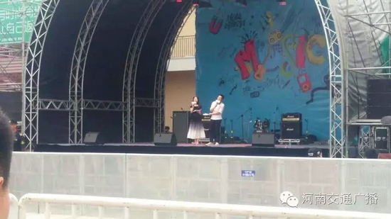河南交通廣播主持人佳音、彎彎、朱浩都登上了優(yōu)放舞臺，優(yōu)放，交廣在這里！
