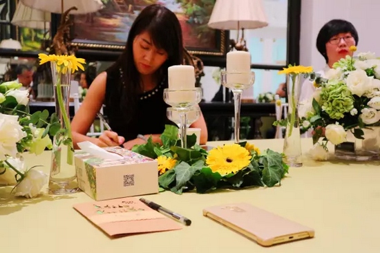 各位“小綠人”也把自己企業(yè)的問題通過卡片的形式，向劉東曉博士請教。