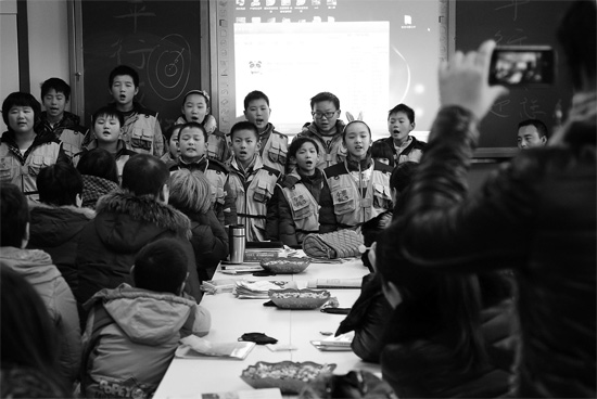 昨日的分享交流會上，孩子們集體朗誦詩歌