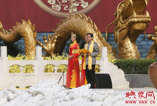 省委副書記、省政協(xié)主席葉冬松致歡迎詞。映象網(wǎng)記者 邵恰 攝