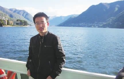 周口85后神批改老師走紅網(wǎng)絡 趣味教學引網(wǎng)友折腰