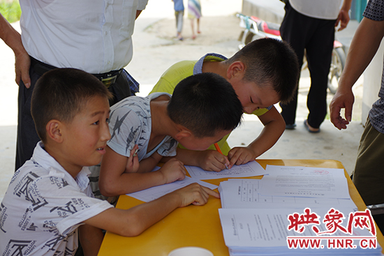 入校新生報(bào)名進(jìn)行中 入校新生報(bào)名進(jìn)行中