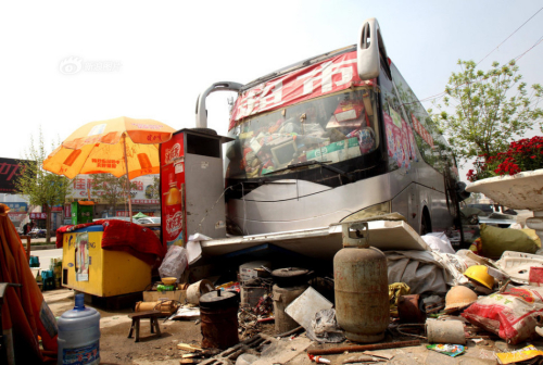鄭州報廢大巴變超市 鄭州報廢大巴變超市