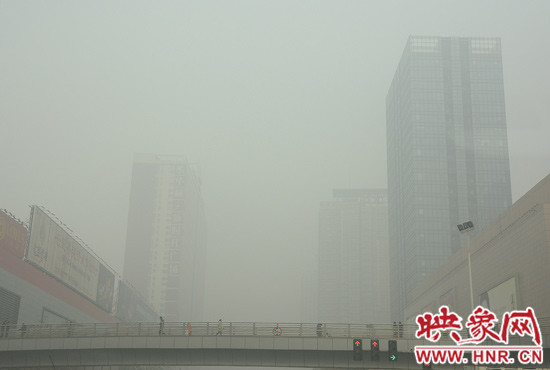 “霧霾”，應(yīng)該是2013年人們最不能忘記的詞語(yǔ)