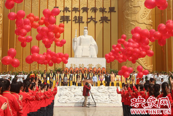 4月20日，乙未年黃帝故里拜祖大典進(jìn)行了彩排。