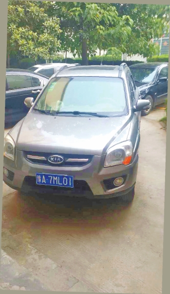 何先生買(mǎi)的二手東風(fēng)悅達(dá)起亞轎車