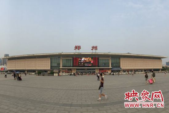 目前，鄭州前往上海、廣州等方向的火車票較為搶手。