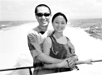 張藝謀與現(xiàn)任妻子陳婷。資料圖片