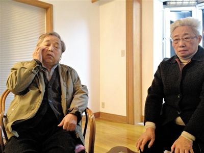 前晚，年過七旬的劉光嘉及妻子向記者講述強拆經(jīng)過。