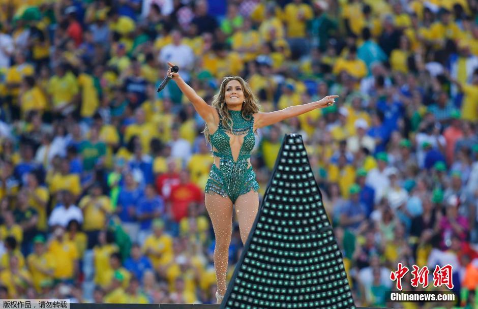 北京時間6月13日凌晨2時，巴西世界杯正式拉開帷幕。