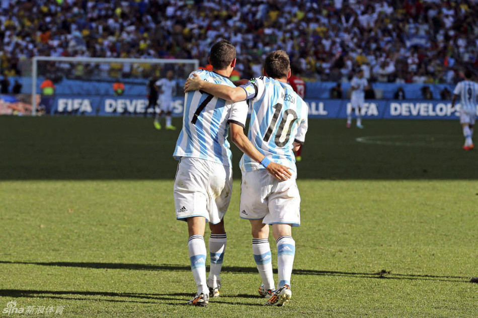 梅西送助攻,阿根廷驚險(xiǎn)晉級8強(qiáng)