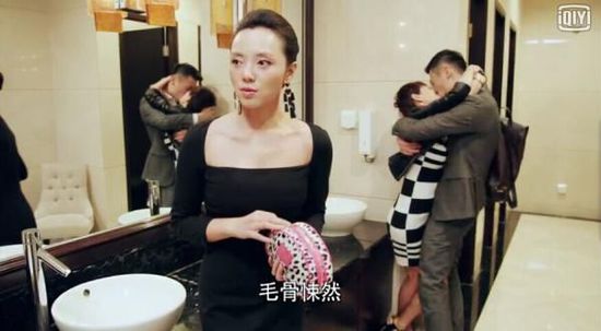 近些年有一種偽現(xiàn)實(shí)劇，它們會(huì)起一個(gè)沾邊社會(huì)熱點(diǎn)的名字，擺出一副關(guān)切大時(shí)代的宏大姿勢(shì)。當(dāng)然了，你無(wú)法和它們較真，因?yàn)樗麄兊膭∽鞣绞綕M是俗套，價(jià)值觀也歪到?jīng)]譜。