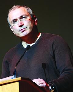 2014年3月10日，烏克蘭，霍多爾科夫斯基在基輔理工大學發(fā)表演講。