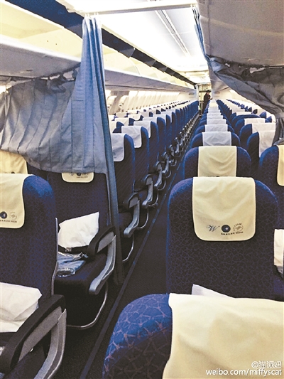 年關(guān)將近，很多人回家的票還沒有著落，而昨日凌晨，一架從武漢飛往廣州的航班上只有一名女乘客，偌大的客機成了一個人的專機。