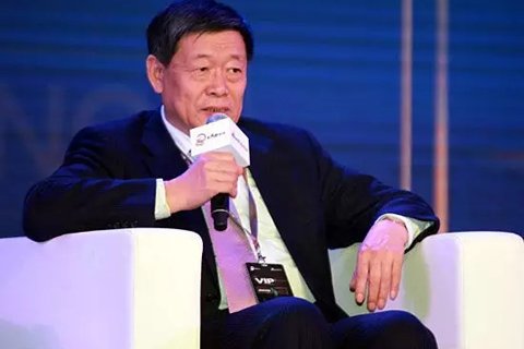 在2015(第八屆)金麒麟論壇上，山東魏橋創(chuàng)業(yè)集團董事長張士平表示，要想企業(yè)搞得好，必須讓員工過得好，我們企業(yè)負責為員工蓋房子，保證每個員工有一套房子，從90平方到160平方不等，這就解決了把農(nóng)村勞動力轉(zhuǎn)移到城市的問題，也解決了我們的職工家屬的問題，叫職工真正以企業(yè)為家。