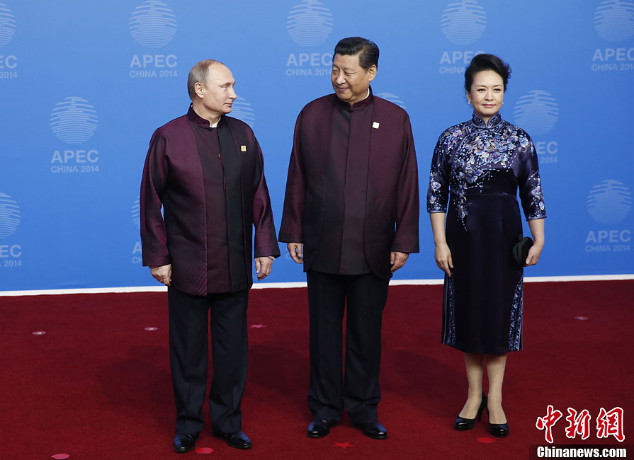 圖為習近平夫婦歡迎俄羅斯總統(tǒng)普京。中新社發(fā) 杜洋 攝