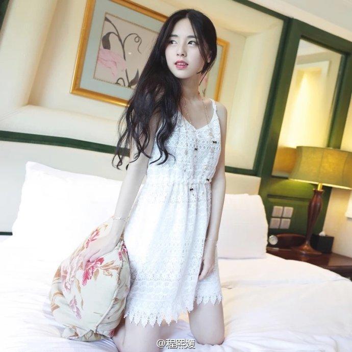 廈大?；ǔ涛蹑虑寮儗?xiě)真獲贊 素顏美到窒息