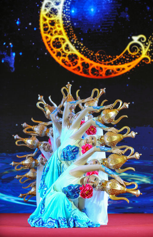 聽豫劇看少林功夫 上合總理會文藝演出滿滿噠河南特色 聽豫劇看少林功夫 上合總理會文藝演出滿滿噠河南特色