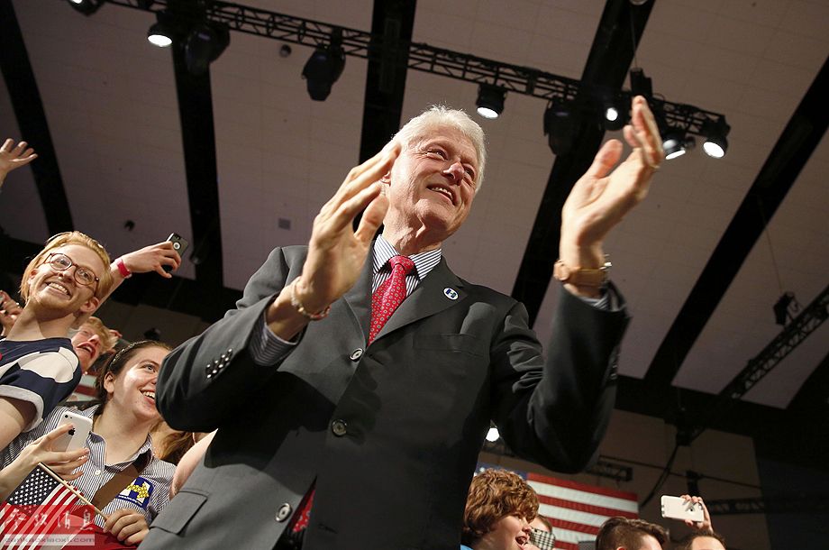 各國領導人退休后都干啥？小布什刷盤布朗教書